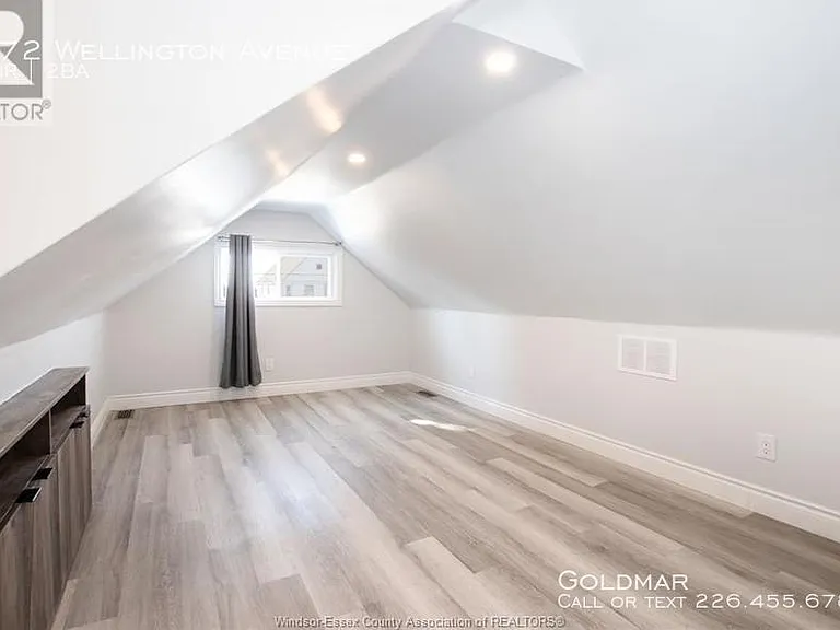 972 Wellington Ave #1 — Photo 9