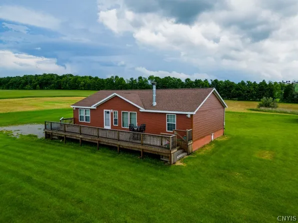 264 Halleneck Rd, Mohawk, NY 13407