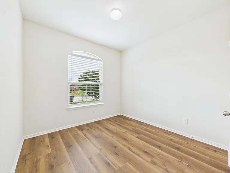 9345 Herringbone Dr — Photo 28