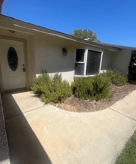 18268 Verano St — Photo 4