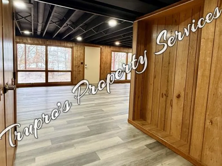 2715 E Shawnee Rd — Photo 55