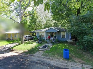 640 16th St NE, Paris, TX 75460