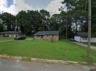 8200 Saxon Ct, Jonesboro, GA 30238