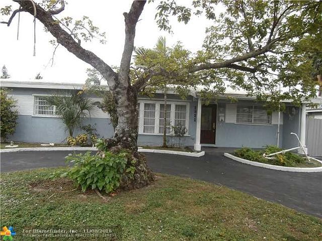 1st image of 1911 SW 22nd Ave