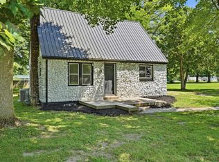 554 Grant St, Rome City, IN 46784