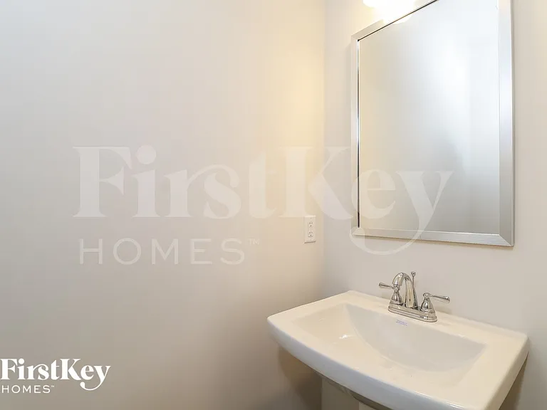 618 Goldburn Way — Photo 12
