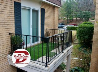 165 Old Montgomery Hwy APT B, Vestavia Hills, AL 35216