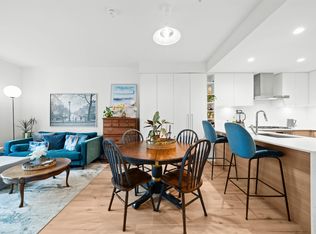 3131 Murray St #422, Pt Moody, BC V3H 1X1