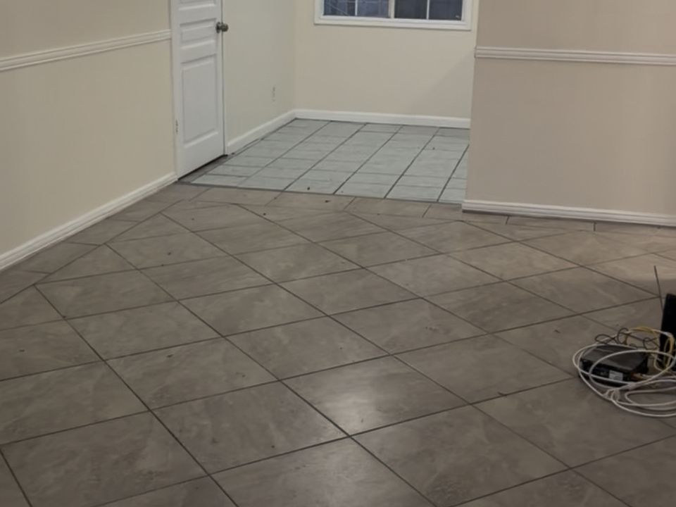 1st image of 11014 Wilmington Ave #1