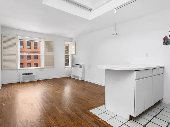 151 E 20th St APT 5F, New York, NY 10003