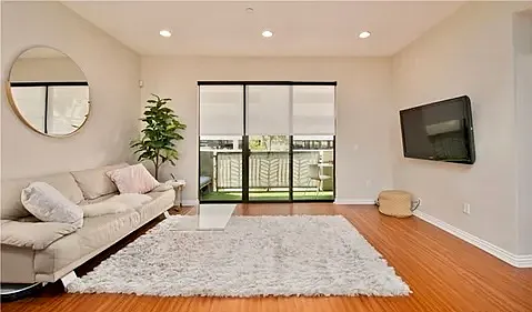 230 Jackson St #206 — Photo 6