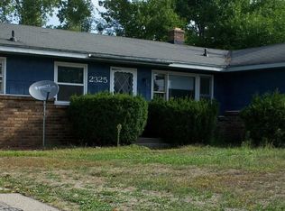 2323 Barberry Dr SW, Wyoming, MI 49519