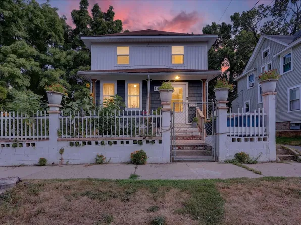 243 Delaware St SE, Grand Rapids, MI 49507