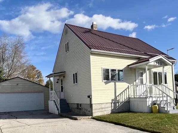 1309 School STREET, Two Rivers, WI 54241