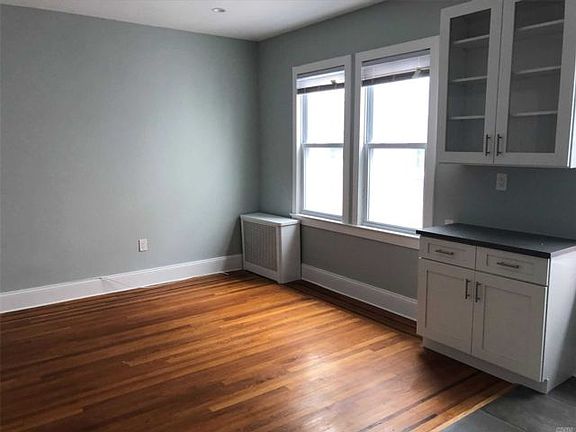 2nd image of 1008 Central Ave