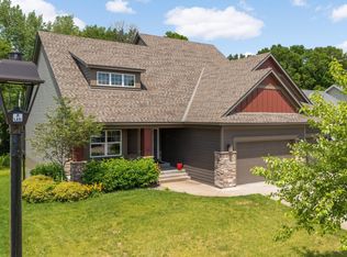 917 Pheasant Run S, Lino Lakes, MN 55014