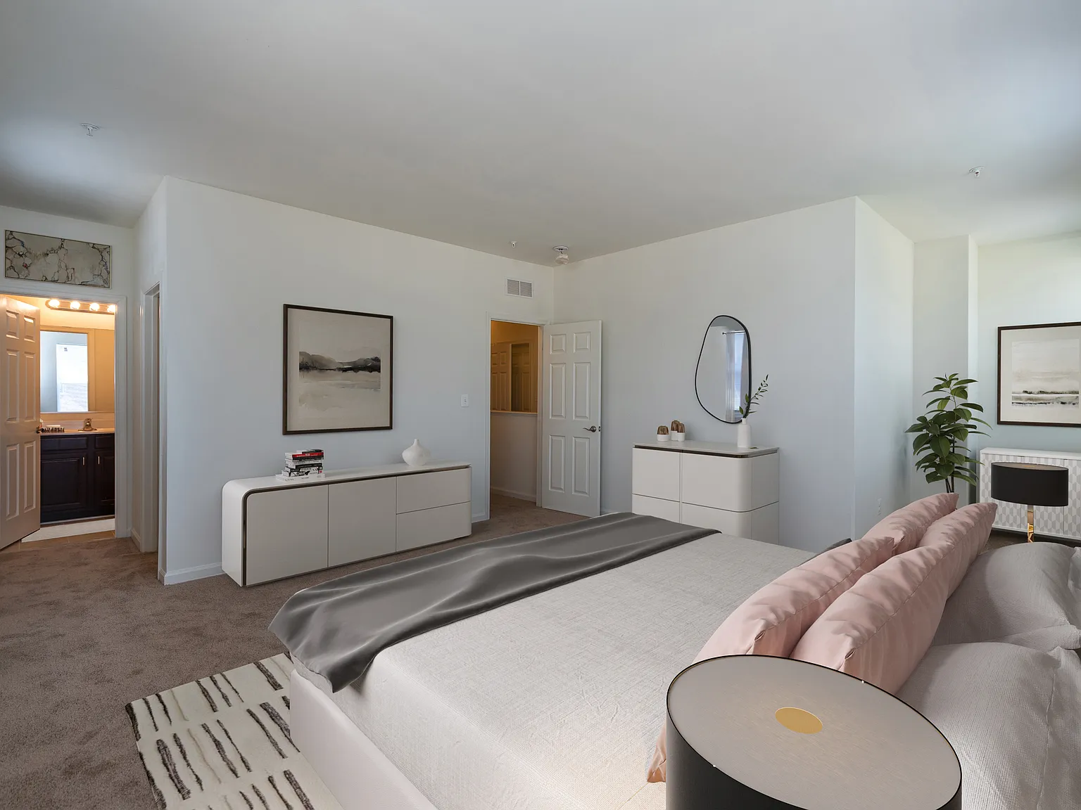 RiverWatch Apartments — Photo 1