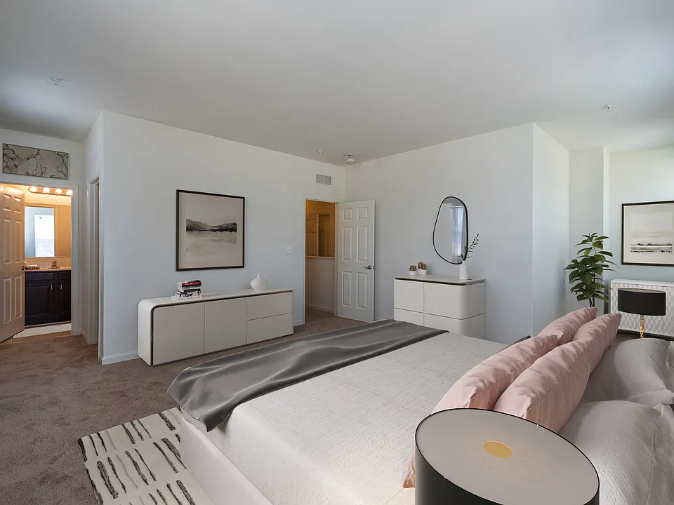 RiverWatch Apartments