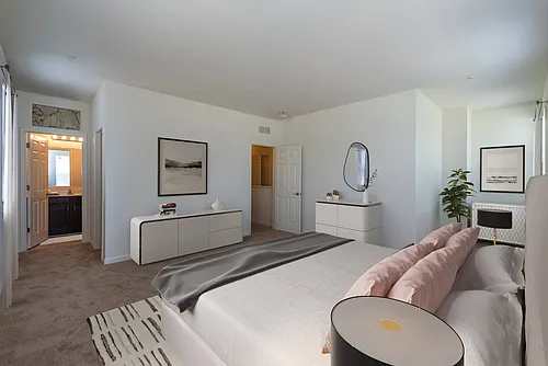 RiverWatch Apartments Photo 1