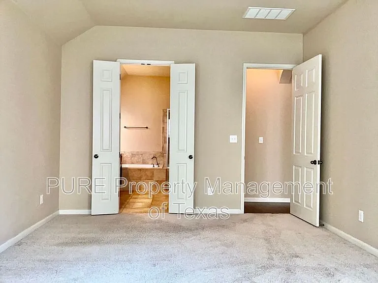 117 Cascada Ln — Photo 10