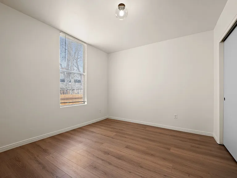 277 N St — Photo 22