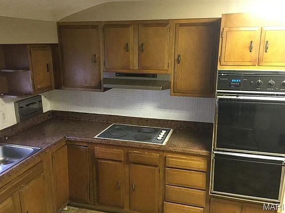 2nd image of 7700 Horatio Dr
