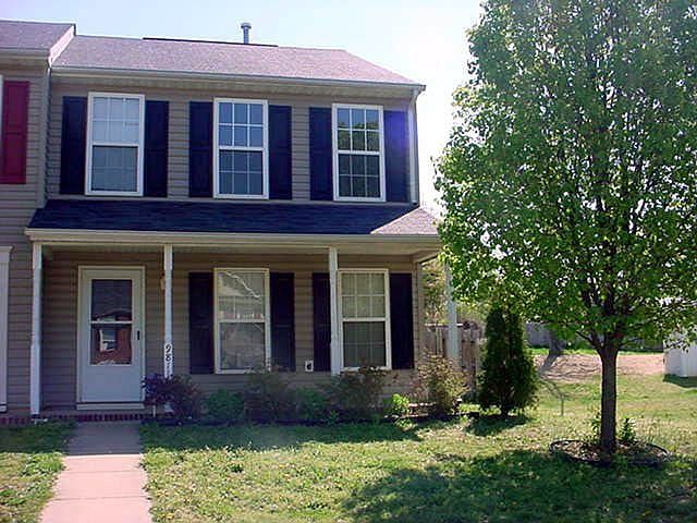 9811 Plaza View Way
