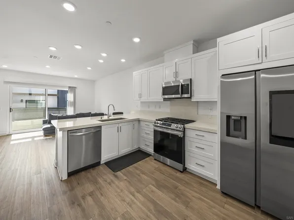 2005 Vela Ln, San Diego, CA 92154