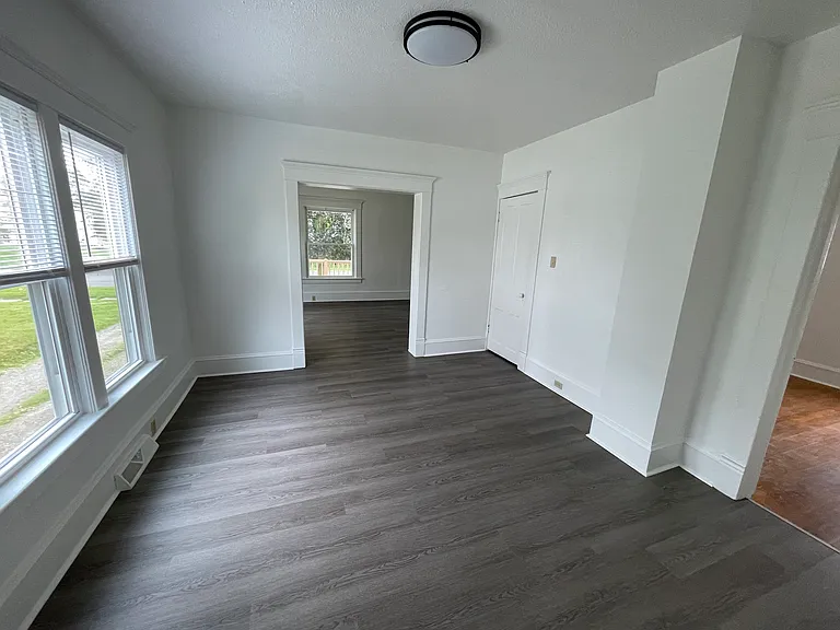142 S Brooklyn Ave #1 — Photo 2