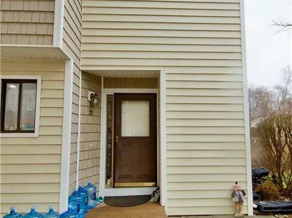 28 Currier Way #28, Cheshire, CT 06410