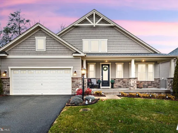 44 Iron Master Dr, Stafford, VA 22554