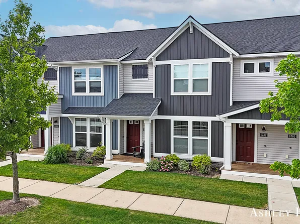6744 Promenade St #26, Rockford, MI 49341