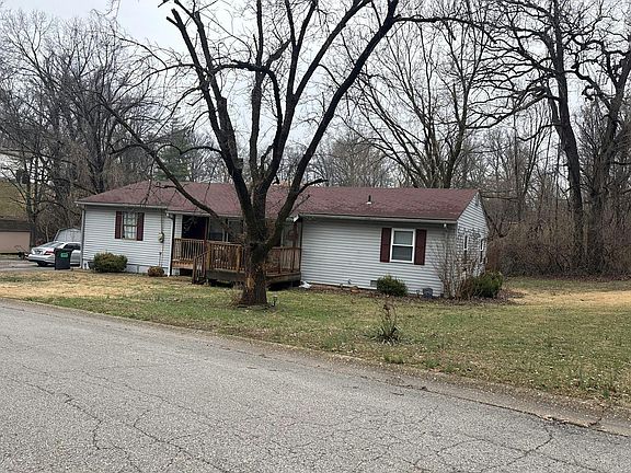 2nd image of 8 Brown Dr