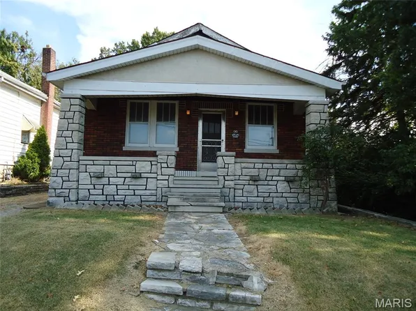306 Union Rd, Saint Louis, MO 63123