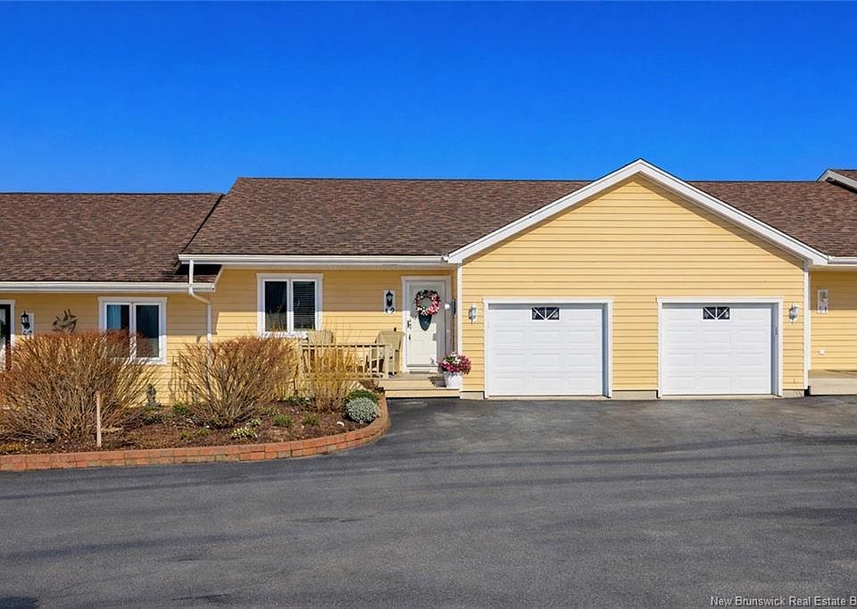 1st image of 49 Merritt Hill Rd