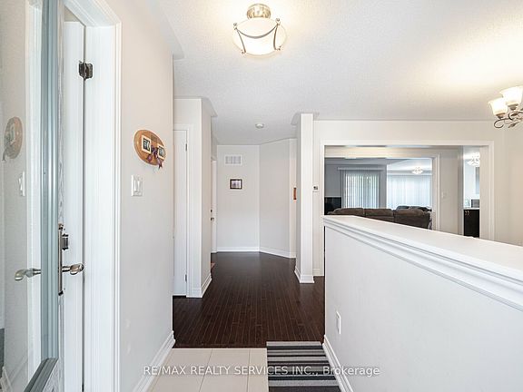 3rd image of 17 Lacorra Way