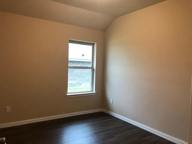 530 Meadowlake Dr — Photo 15