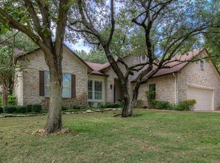 202 Whispering Wind Dr, Georgetown, TX 78633