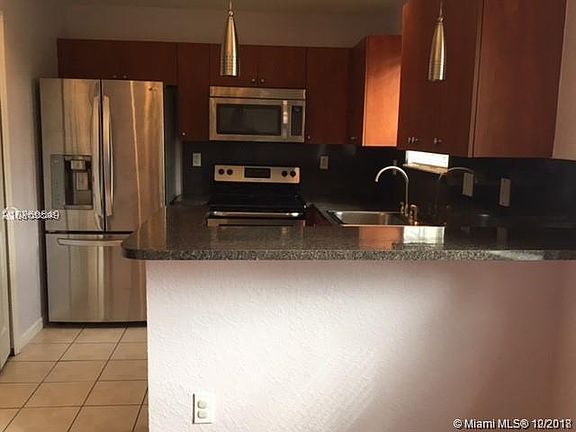 5th image of 1320 SE 31st Ct