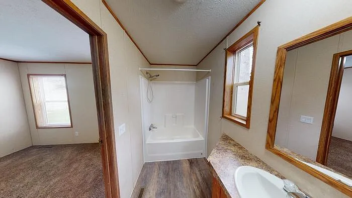 124 Delta Ave — Photo 27