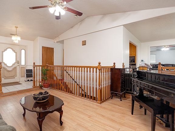 5th image of 3424 W Pioneer Rd