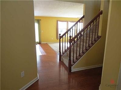 3rd image of 8450 Aviva Ln