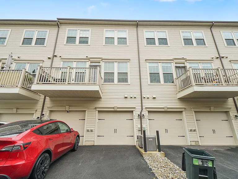 54 Arnold Dr — Photo 28