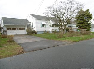 75 White Rose Ave, Waterbury, CT 06708