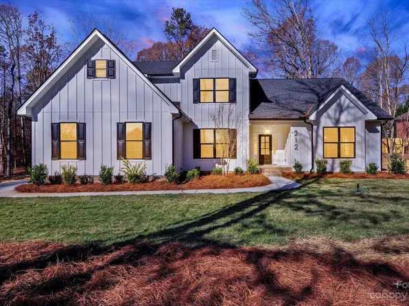 212 Lester Davis Rd, Waxhaw, NC 28173