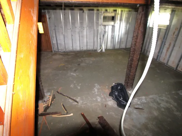 1133 Stonewall Lane image 11 of 18