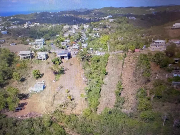 178 Calle Barkalot, Vieques, PR 00765