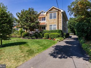 13 E Chestnut Ave, Merchantville, NJ 08109