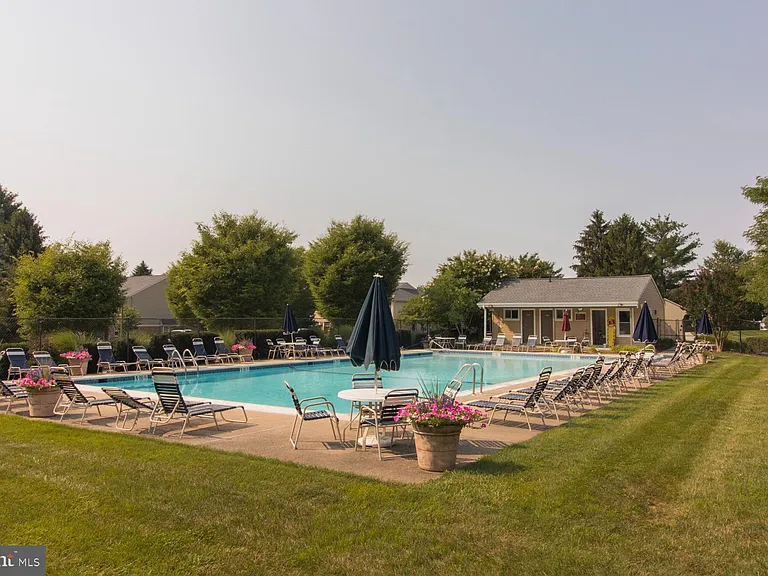 6 Cromwell Dr #107-U-6 — Photo 22