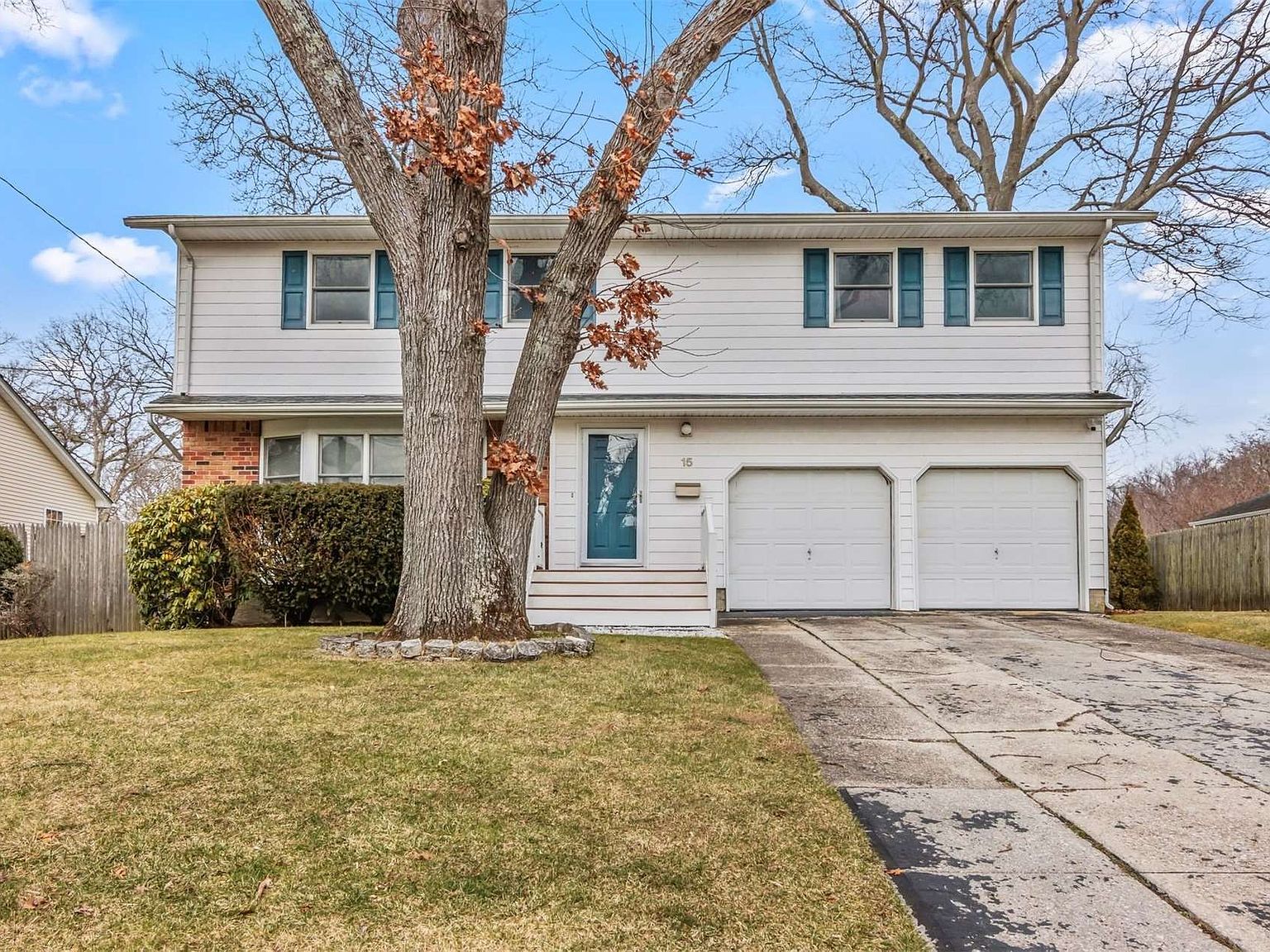 15 Manistee Lane, East Islip, NY 11730 MLS 3527420 Zillow